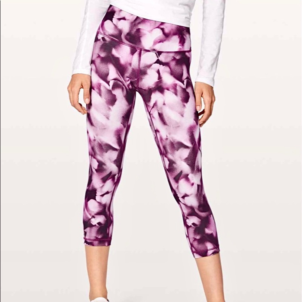 Lululemon Wunder Under Crop (Hi-Rise) 21” ~size 6~